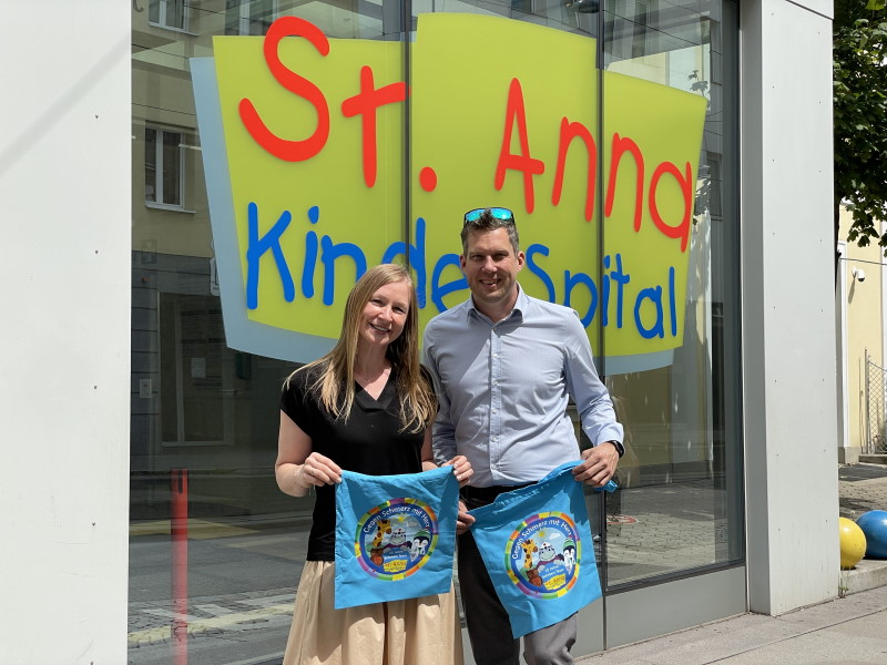 ehepaar pöschl lächelt in die kamera